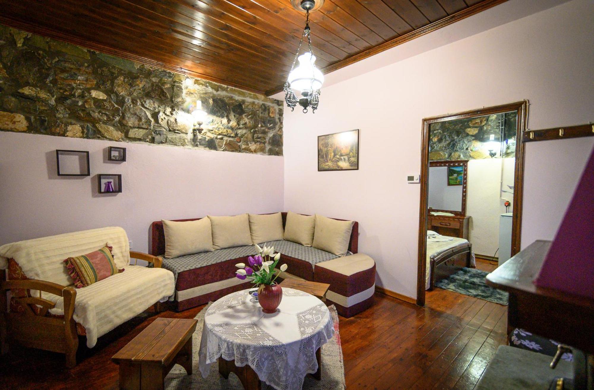 Metohi Inn Agios Athanasios  Eksteriør billede